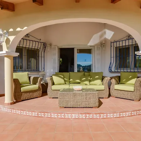 Guzman - Cleo Villa *